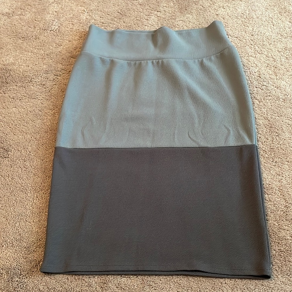 Lularoe skirt